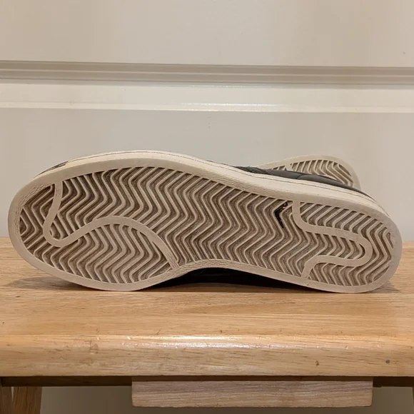 GUC Adidas Originals Superstar 6.5 Black and Silver Metal Toe Sneakers - Picture 11 of 13